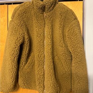 Cozy Sherpa Jacket in Olive Green